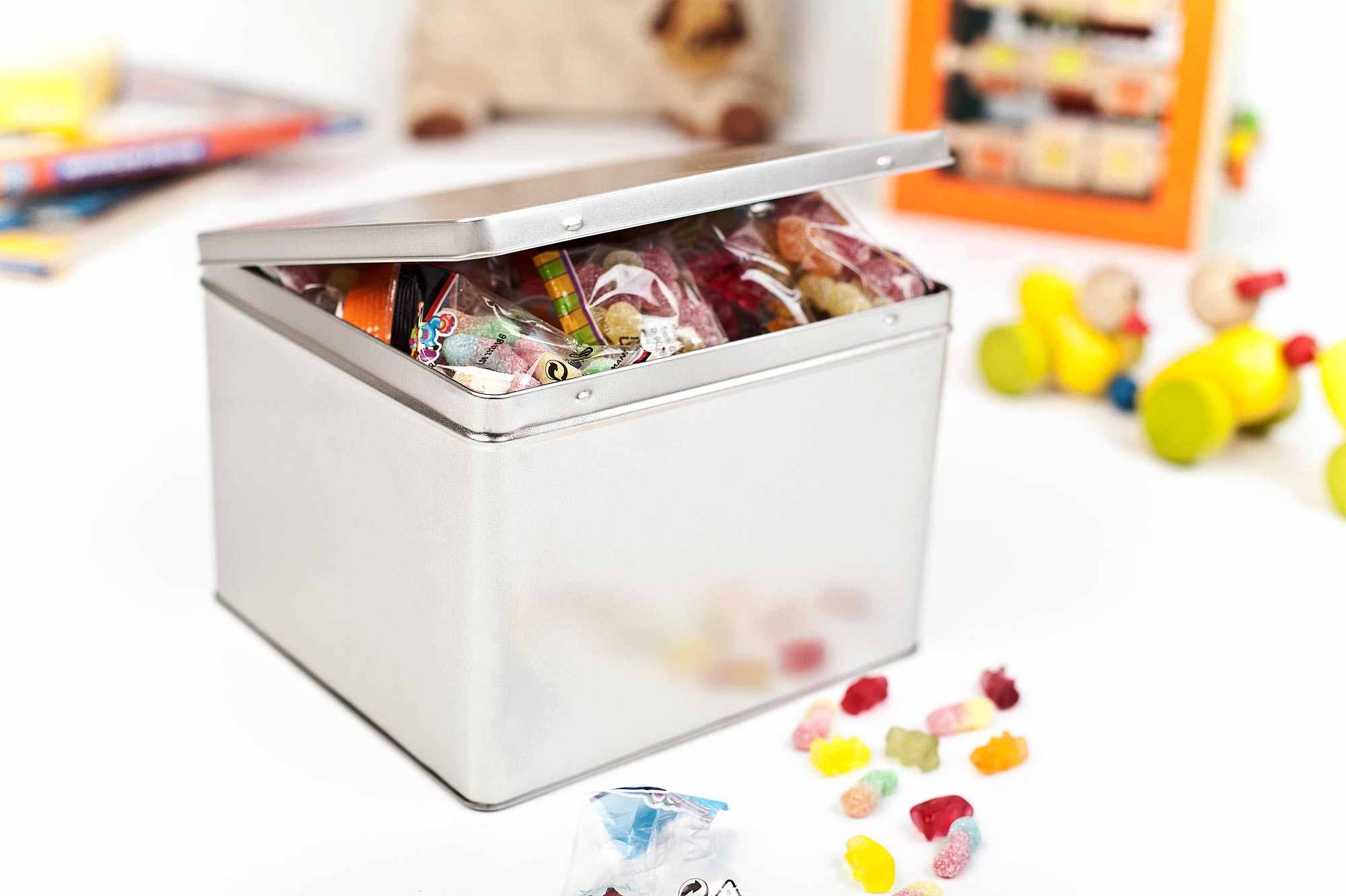 Jumbo Tin Box