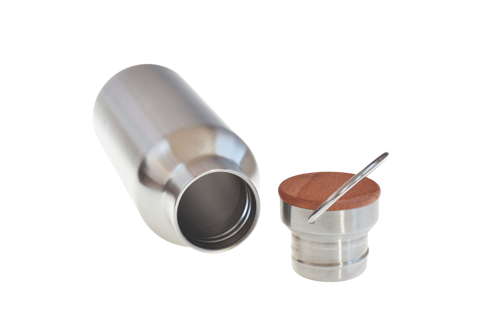 stainless steel bottle with bamboo lid