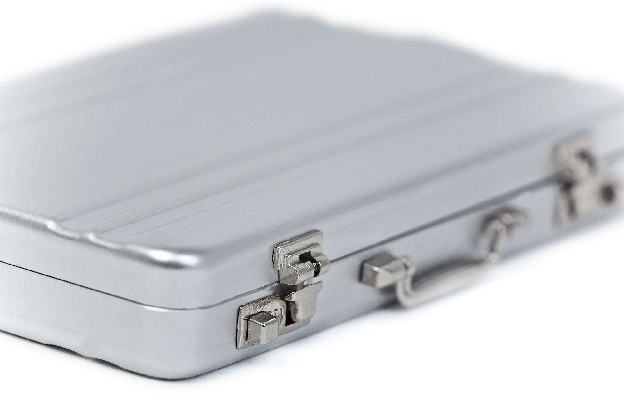 Mini aluminium suitcase for business card