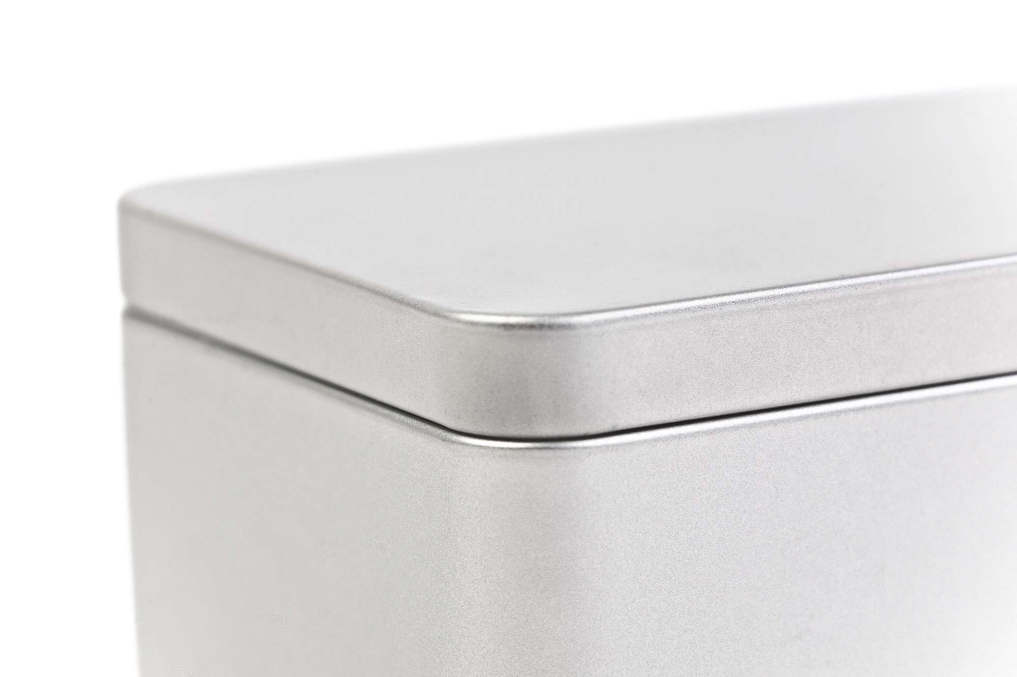Rectangular tin box