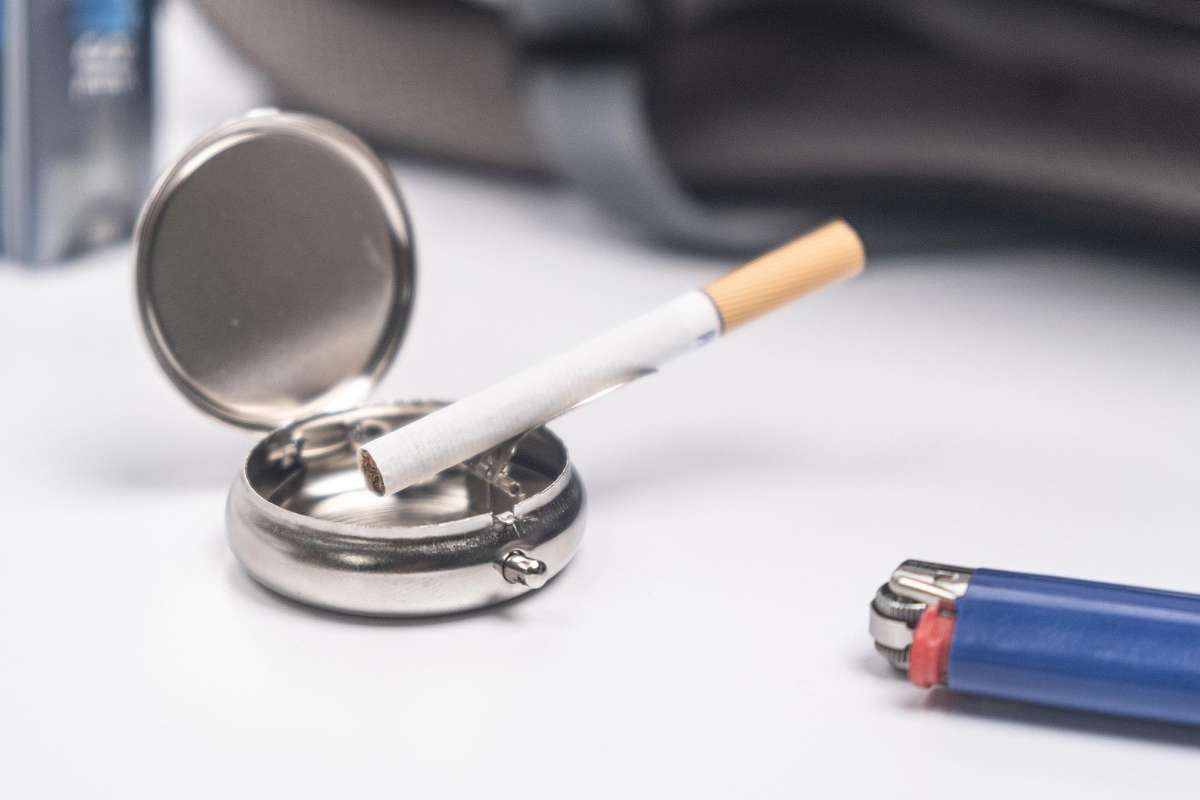 Travel Ashtray: Compact, Eco-Friendly & Customizable