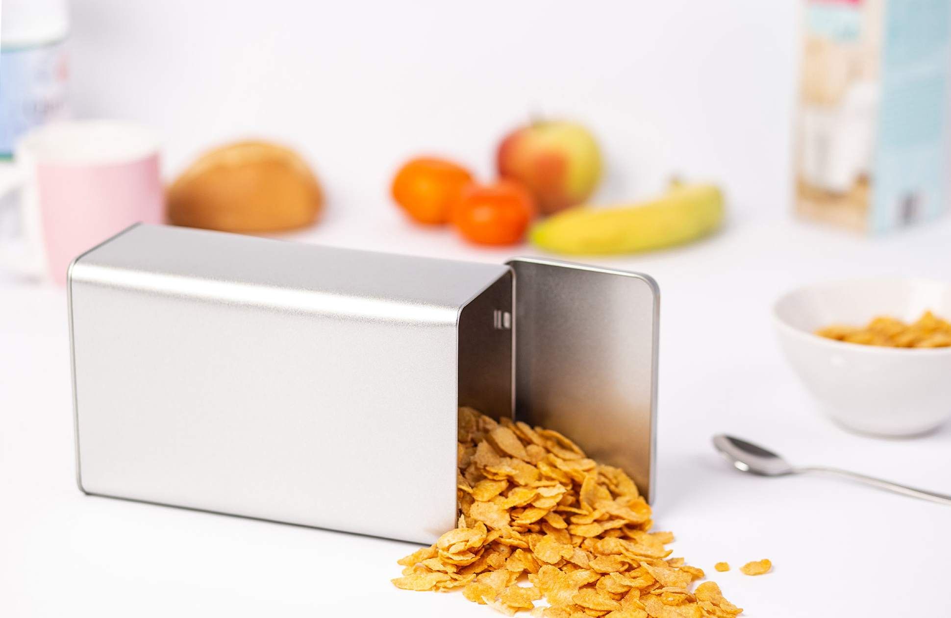 Rectangular storage tin box